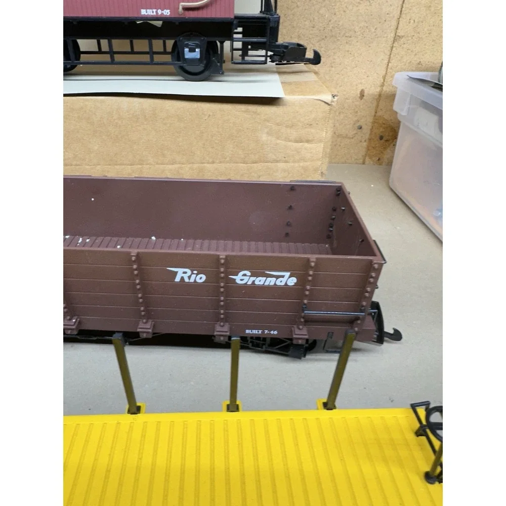 Bachmann scale train